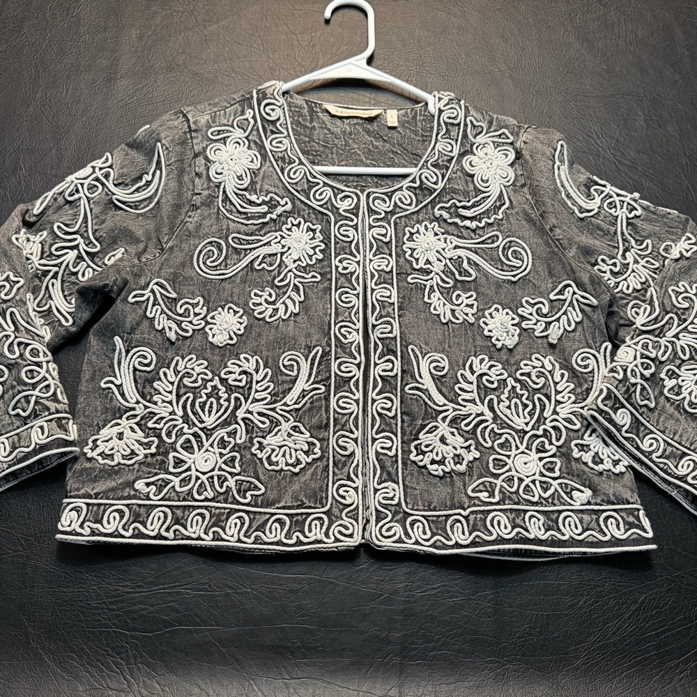 Soft Surroundings Embroidered Cropped Jacket Gray Cotton Boho Size L